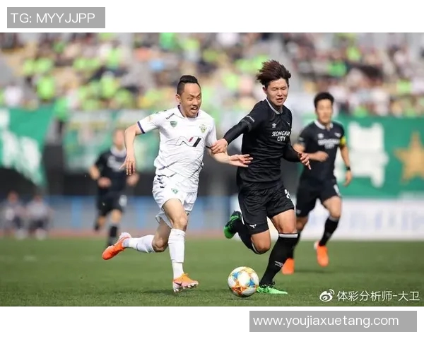 西安足球队在大师赛中的状态分析与表现评估 西安足球队在大师赛中的状态分析与表现评估