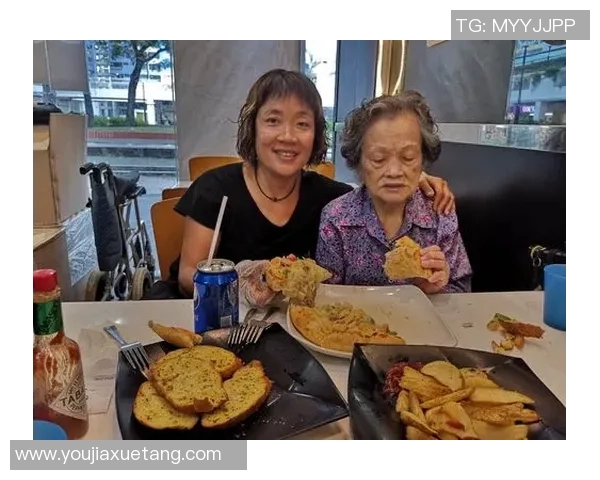 当足球明星与粉丝亲密接触时的感人瞬间与难忘回忆